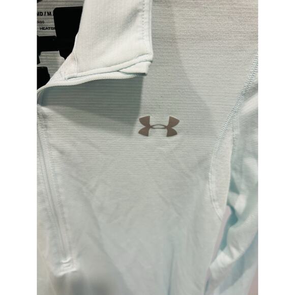 Underarmour Women’s Medium Heat Gear Half Zip. Fitted Pullover Soft Aqua Color - Picture 2 of 8
